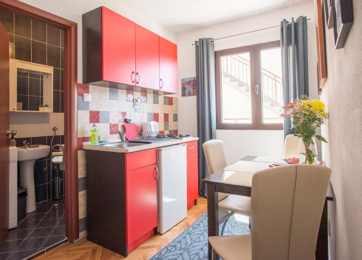 Apartments Maxhit Tivat Exterior photo