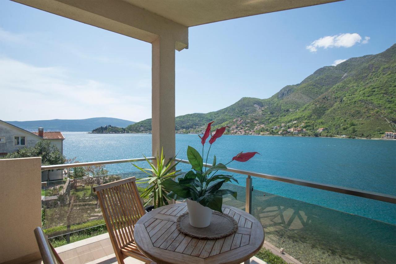 Apartments Maxhit Tivat Exterior photo