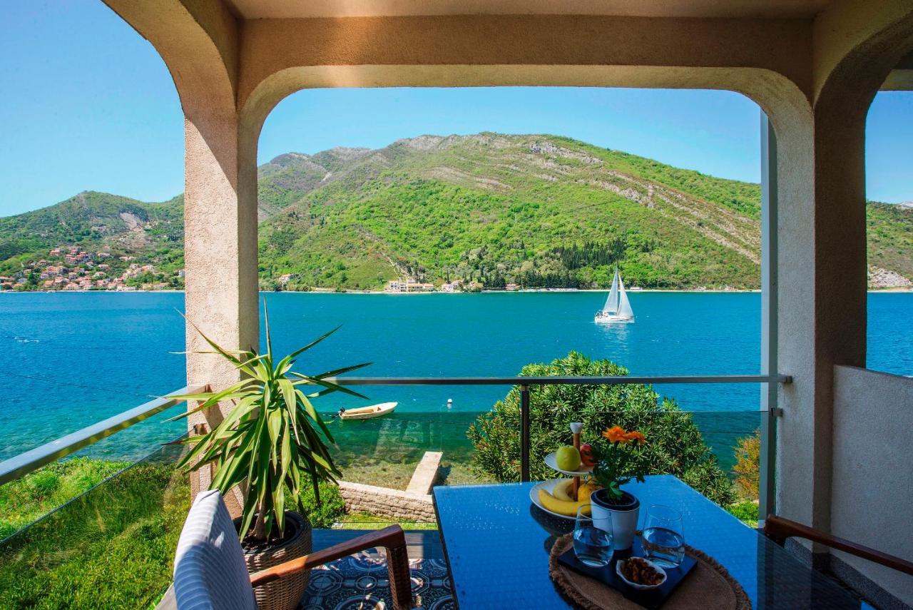 Apartments Maxhit Tivat Exterior photo